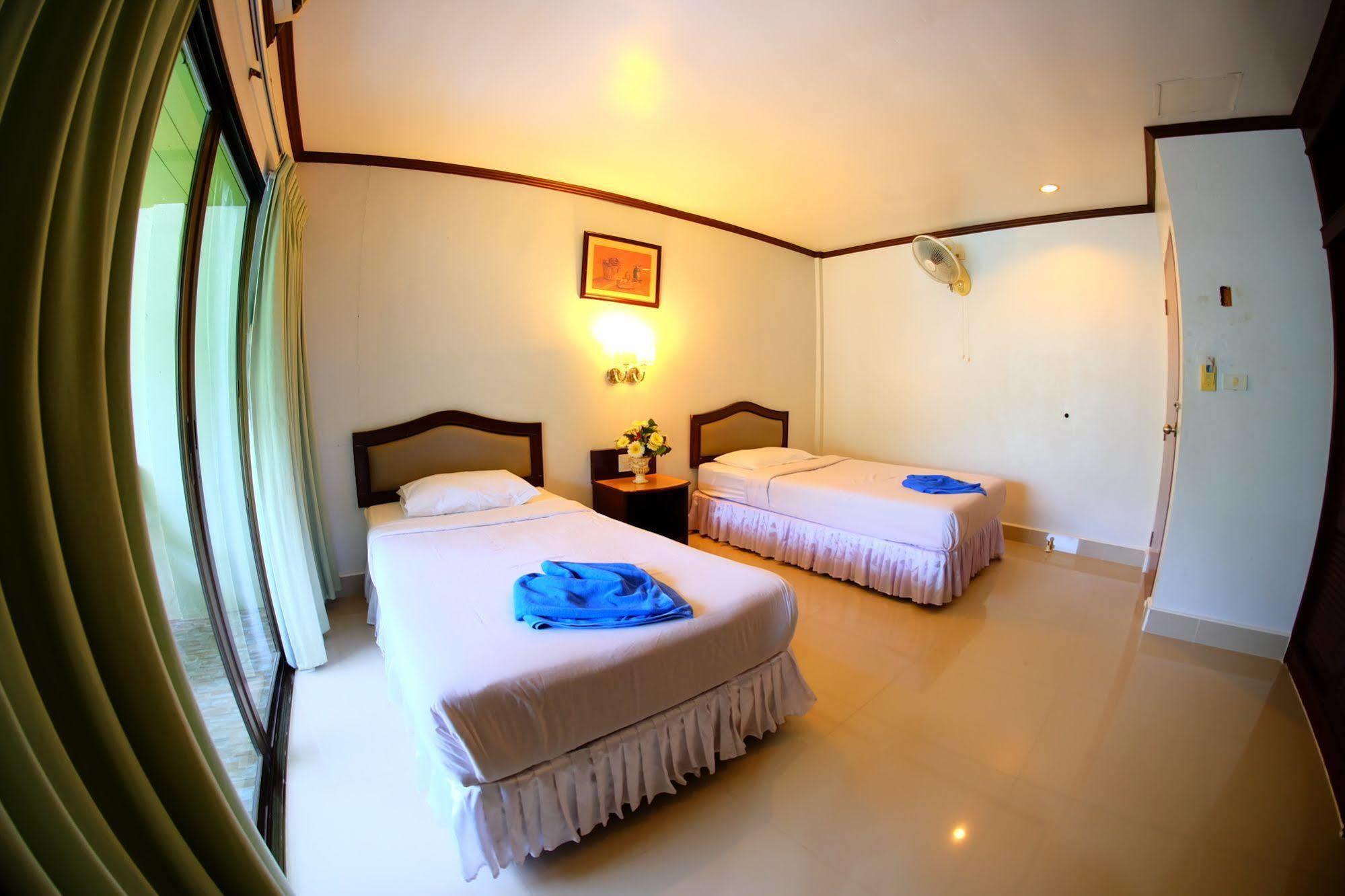 P.K. Mansion Hotel Ao Nang Buitenkant foto